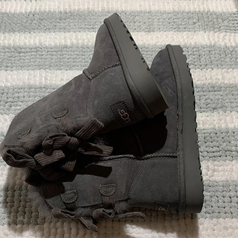 UGG BAILEY TWINFACE CORDUROY BOW BOOT